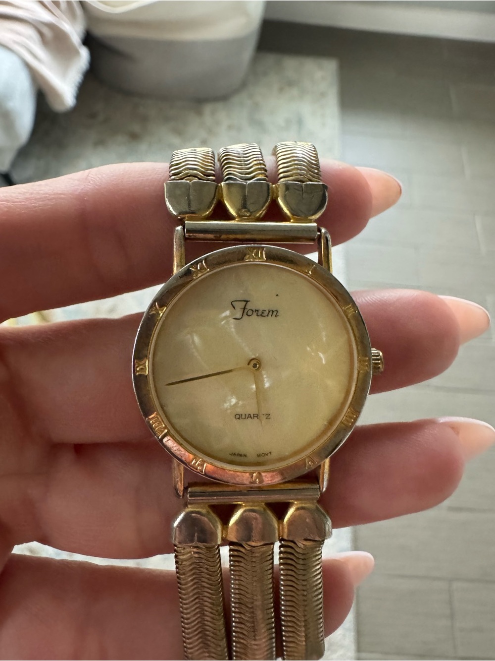 Vintage Gold-Tone Women's Quartz Watch